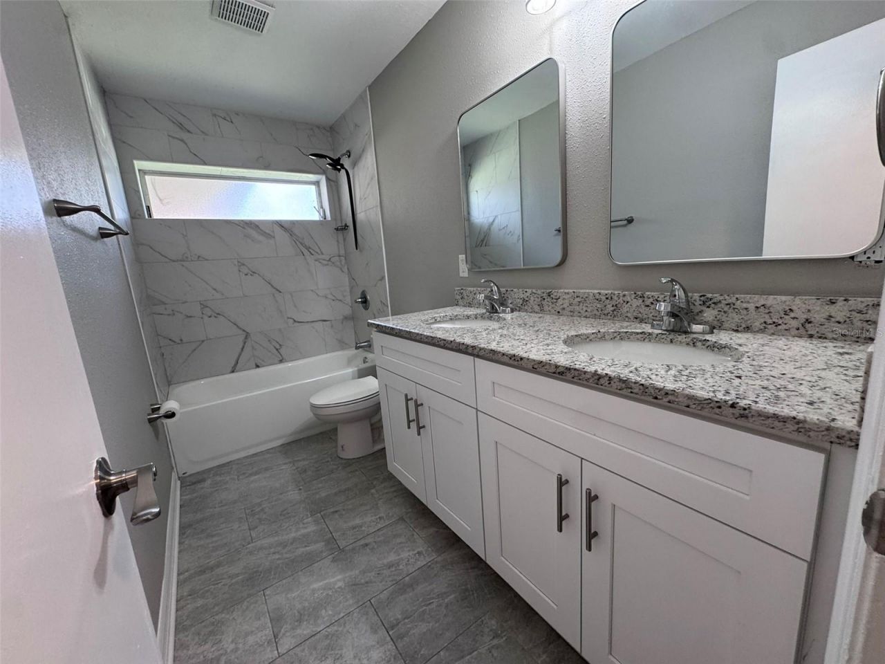 908 Silver Ridge Way , Valrico, FL 33594 Photo