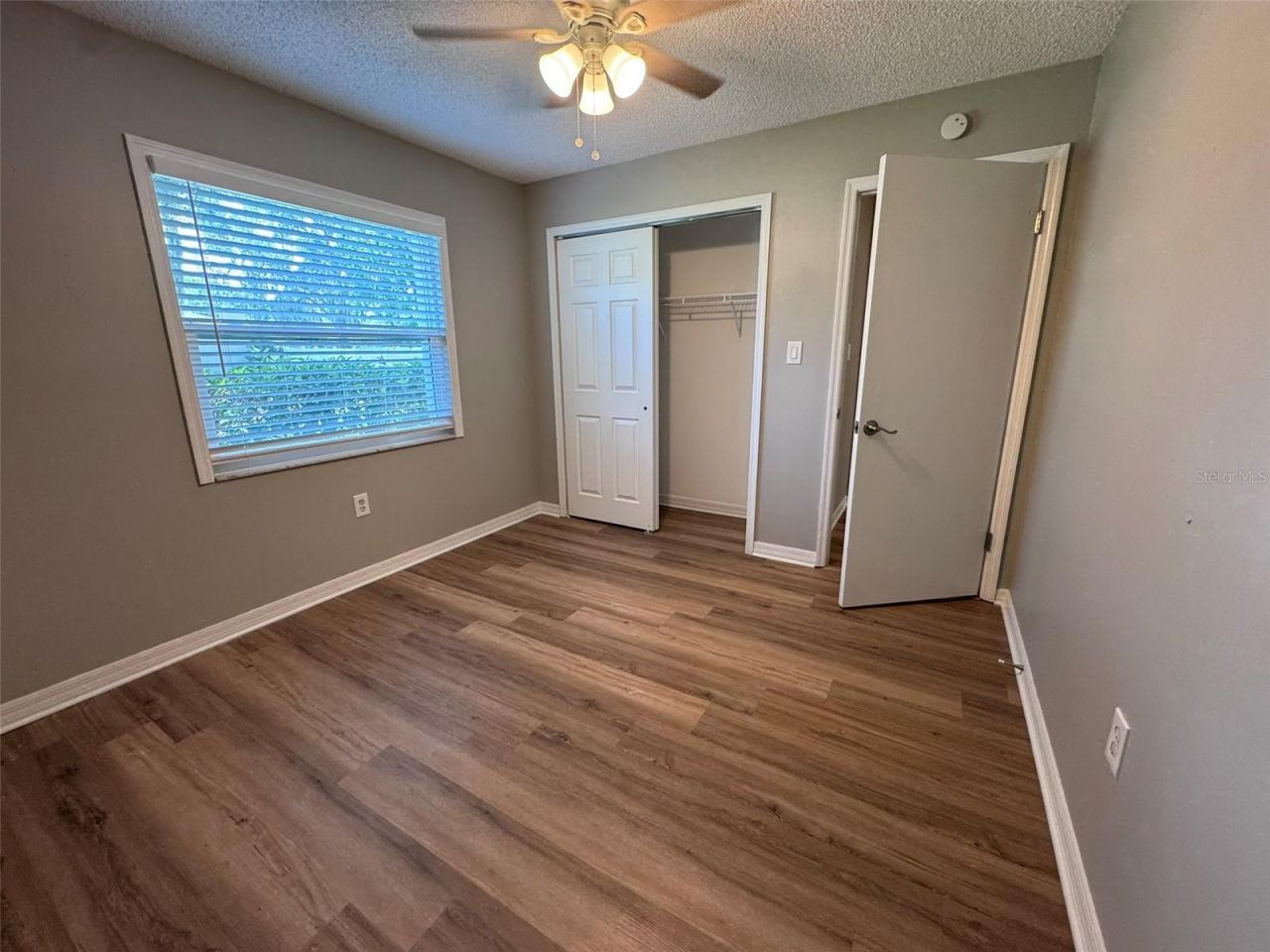908 Silver Ridge Way , Valrico, FL 33594 Photo