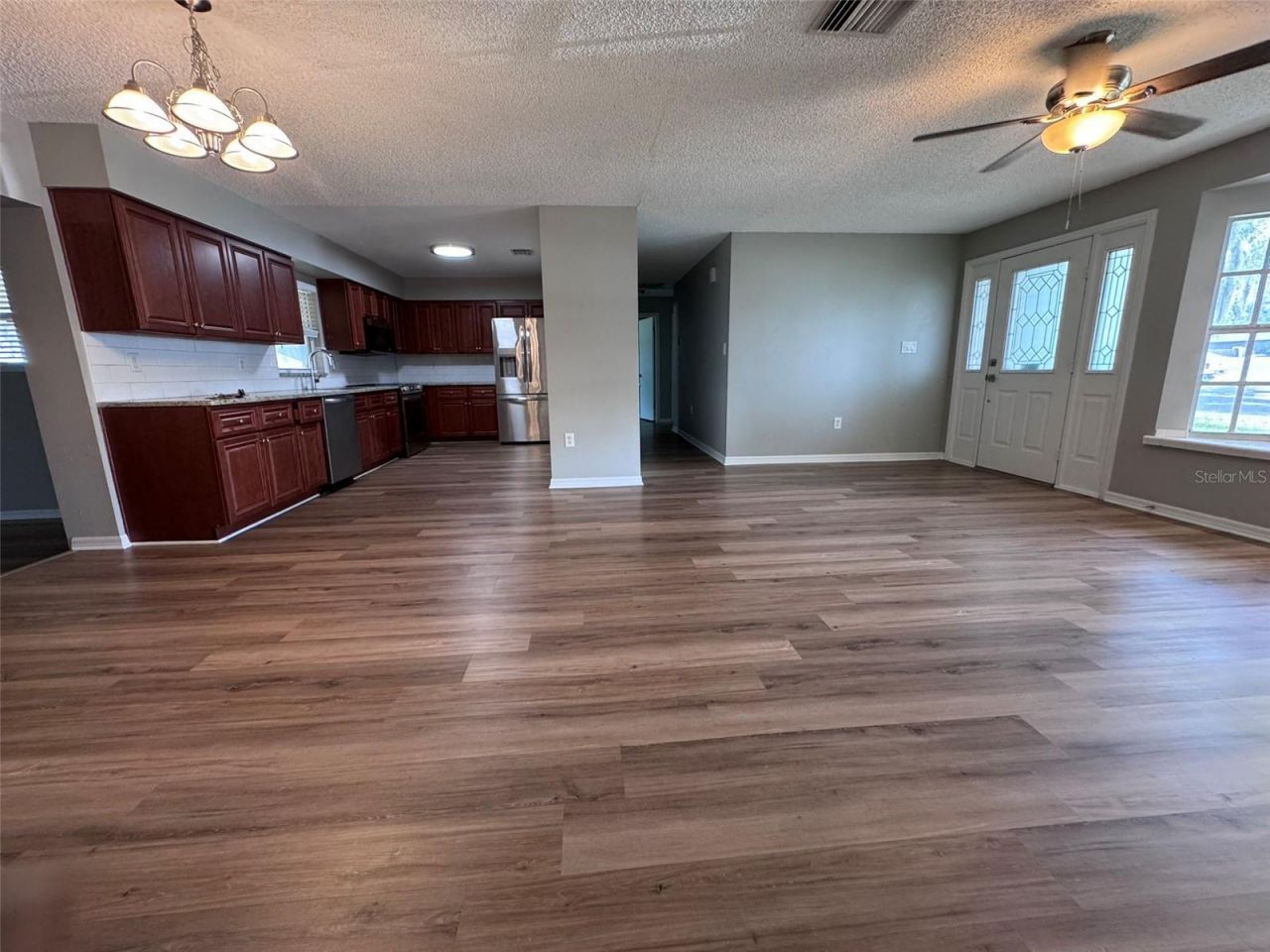 908 Silver Ridge Way , Valrico, FL 33594 Photo