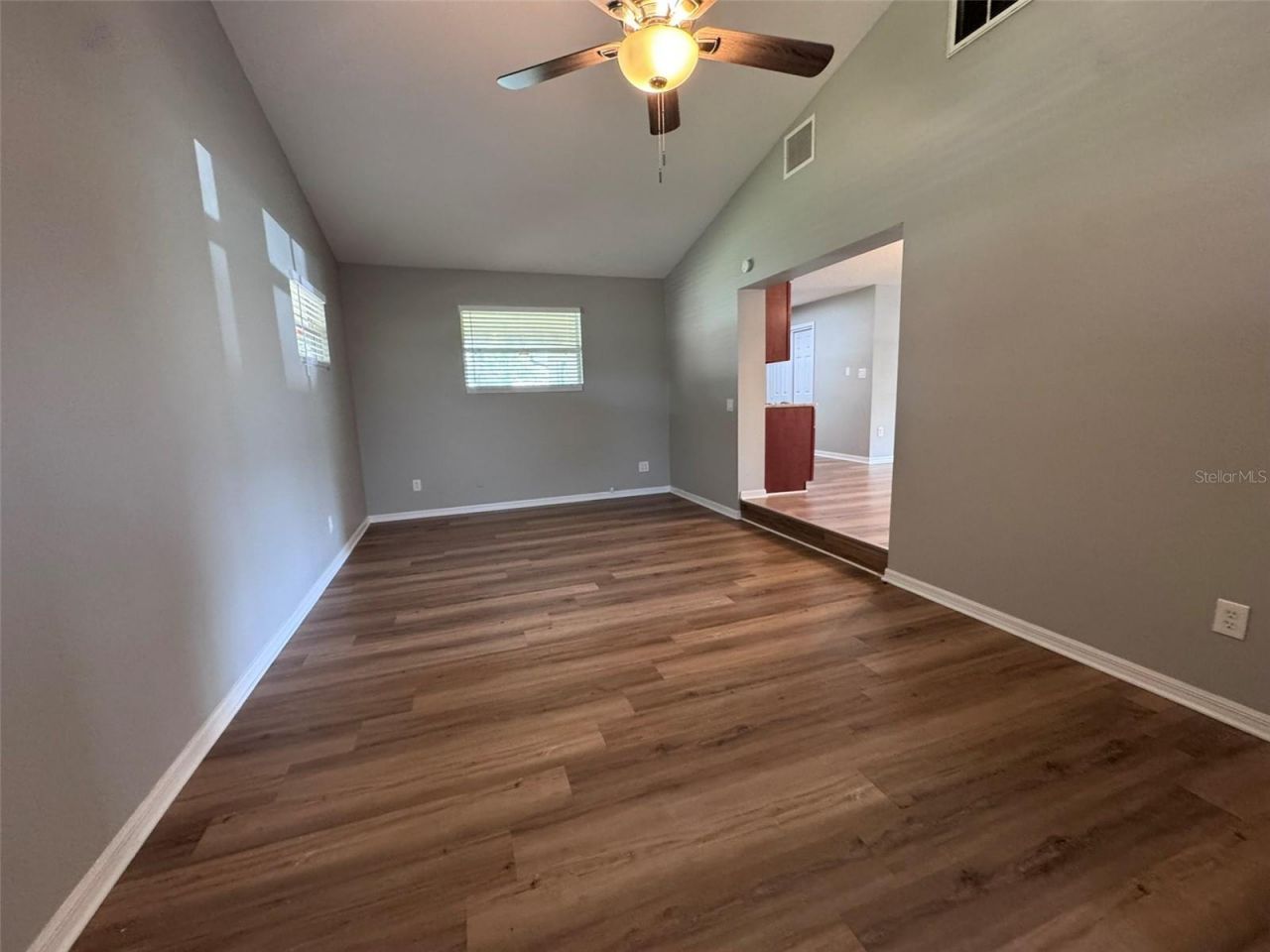 908 Silver Ridge Way , Valrico, FL 33594 Photo