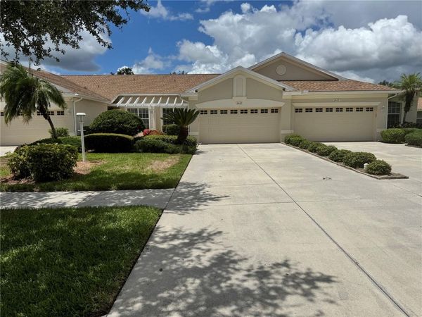 2427 MAGNOLIA CIRCLE , NORTH PORT, FL 34289