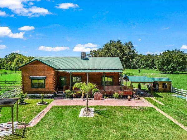 1365 CR 652 , BUSHNELL, FL 33513