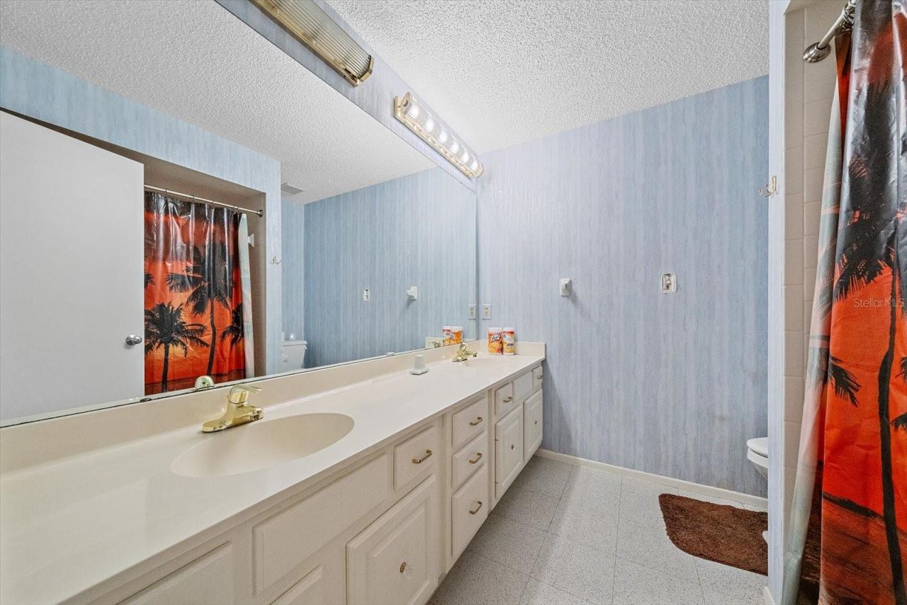 6347 Approach Road, Unit 2F, Sarasota, FL 34238 Photo
