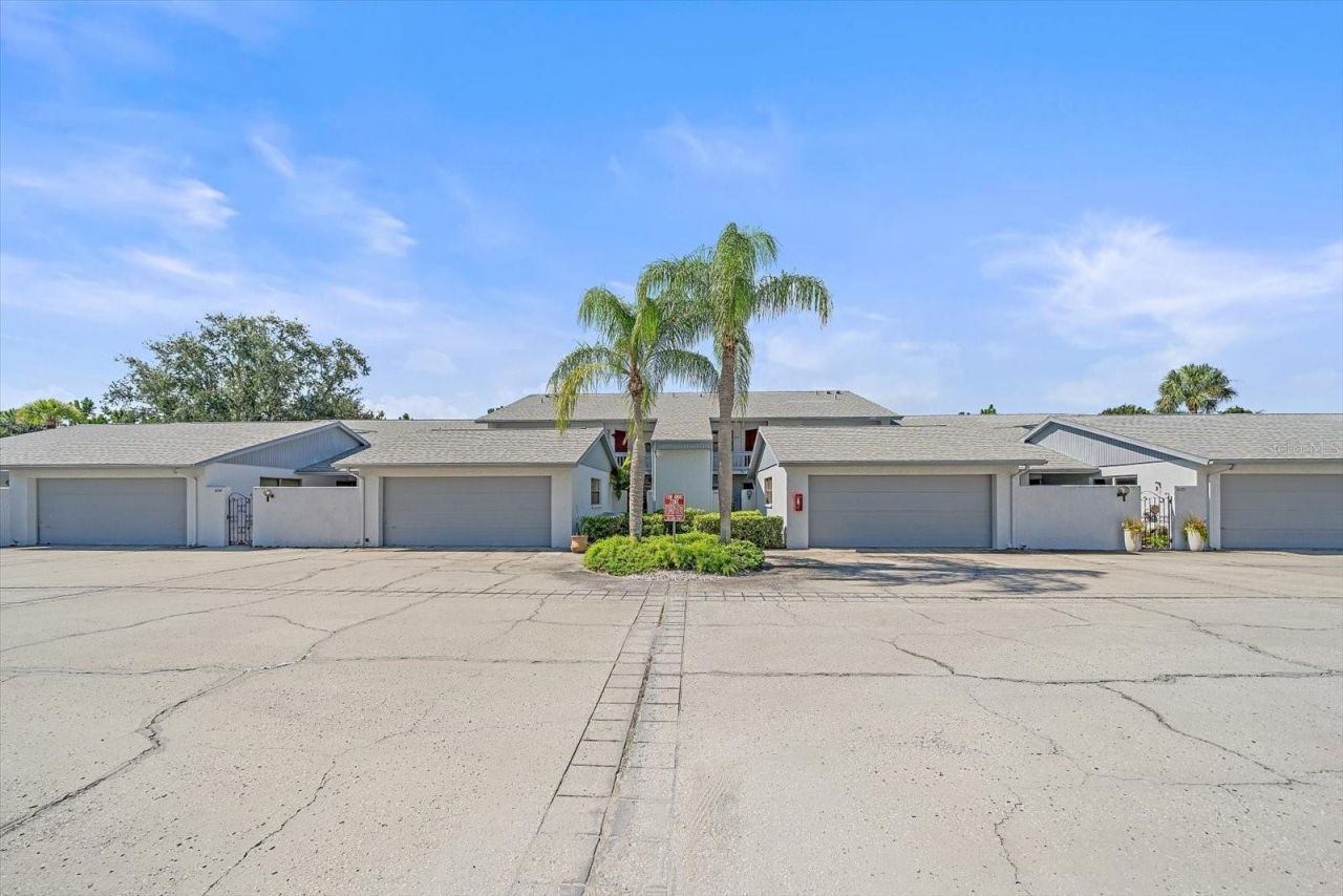 6347 Approach Road, Unit 2F, Sarasota, FL 34238 Photo