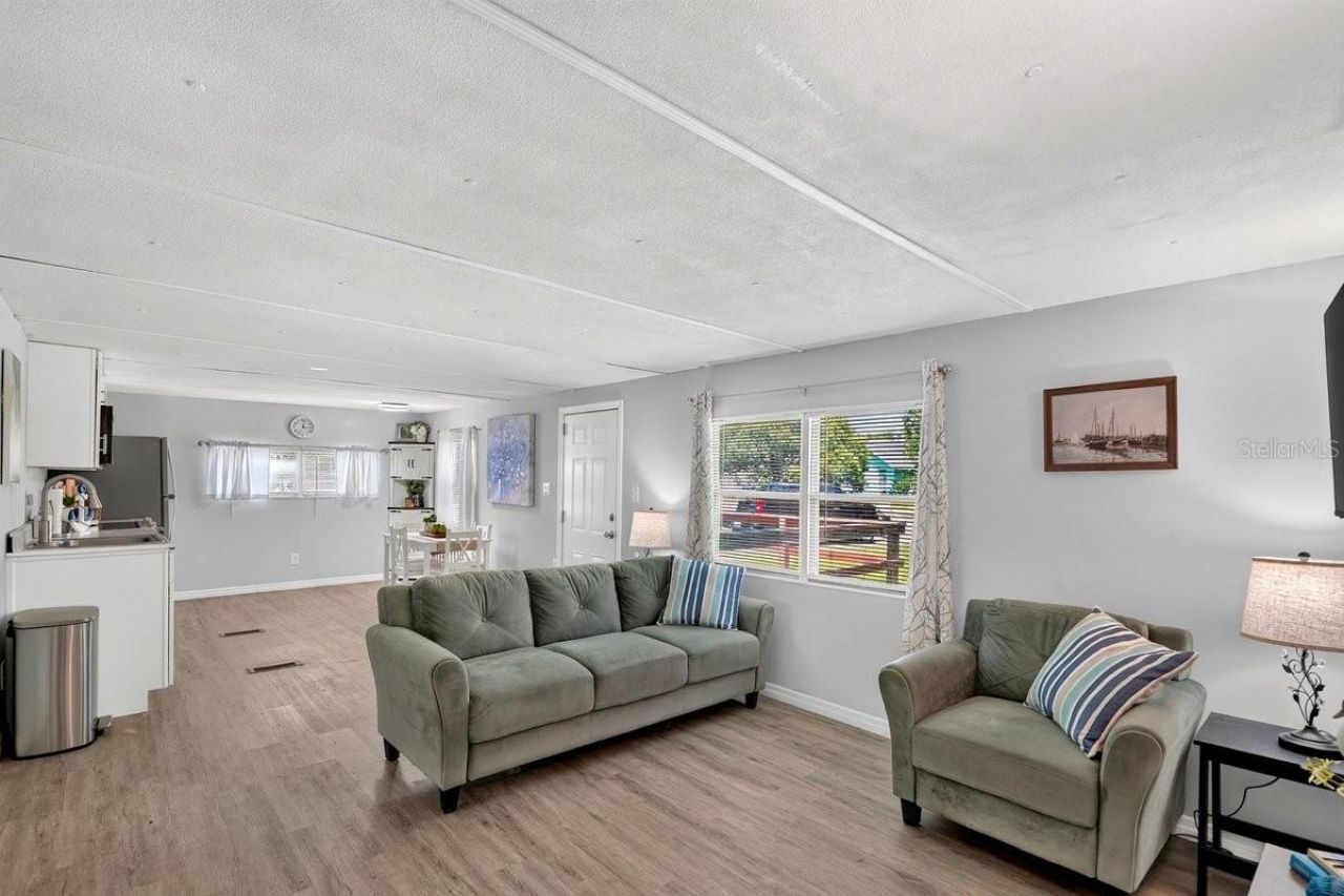 55707 Jamie Drive, Astor, FL 32102 Photo