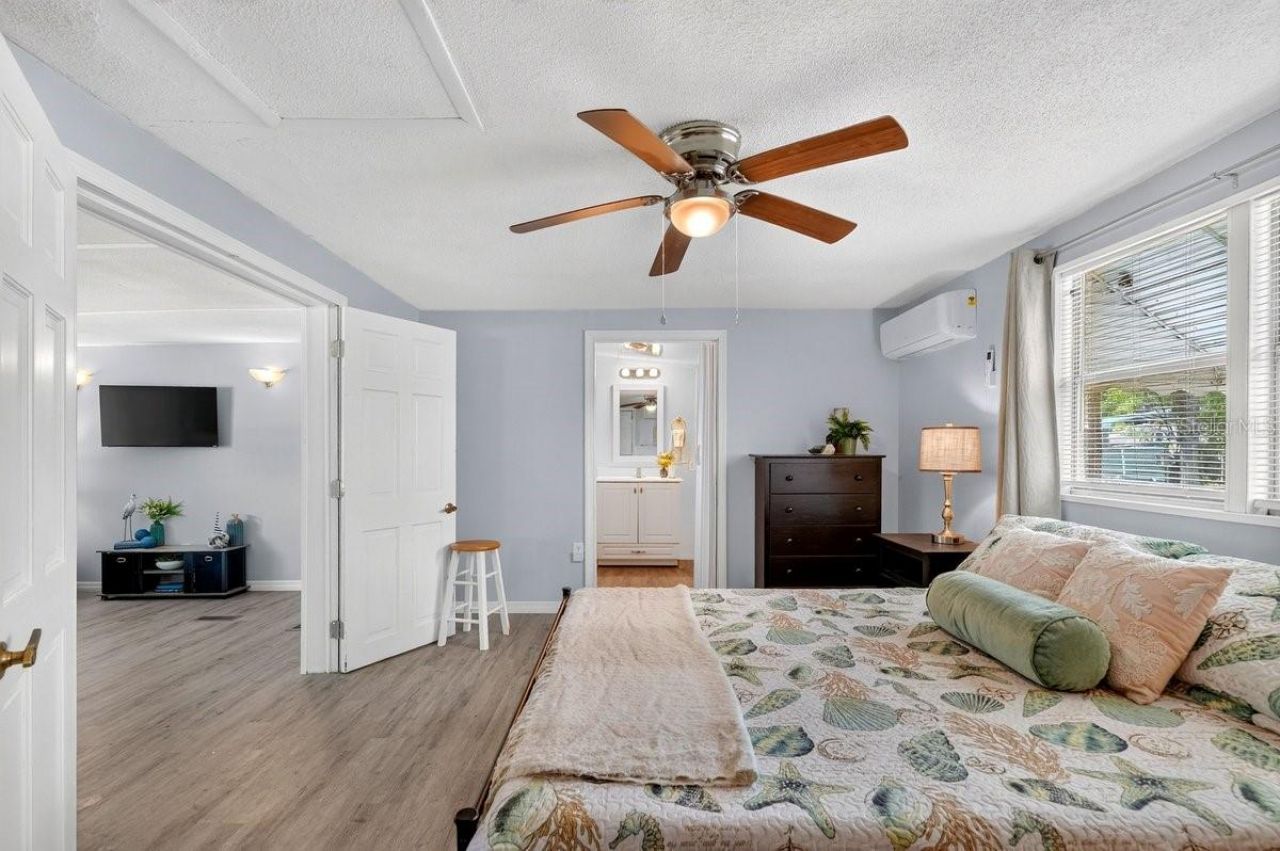 55707 Jamie Drive, Astor, FL 32102 Photo