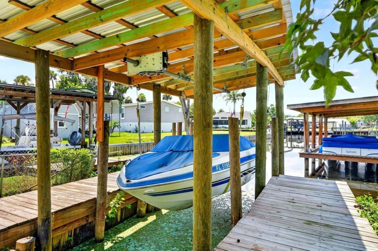55707 Jamie Drive, Astor, FL 32102 Photo