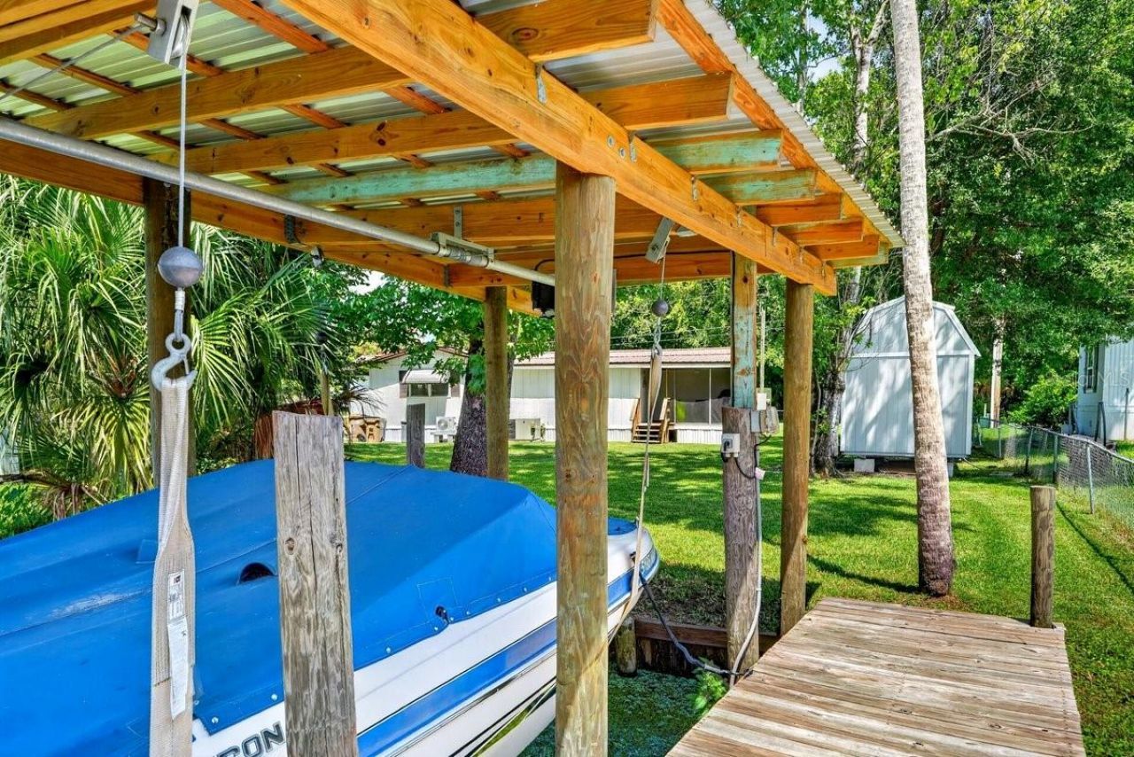 55707 Jamie Drive, Astor, FL 32102 Photo