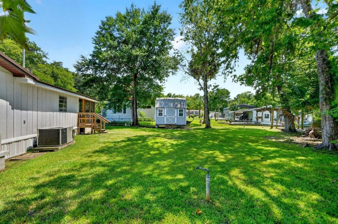 55707 Jamie Drive, Astor, FL 32102 Photo