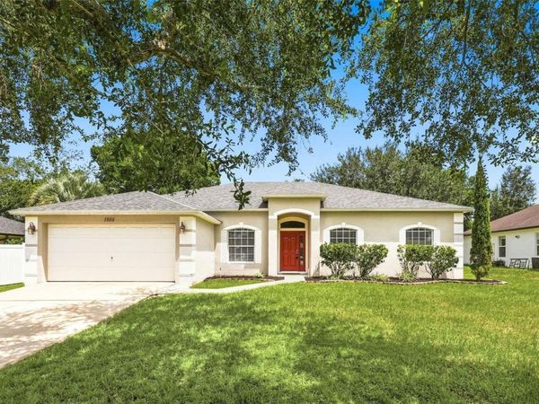1955 LINDHURST AVENUE, DELTONA, FL 32725