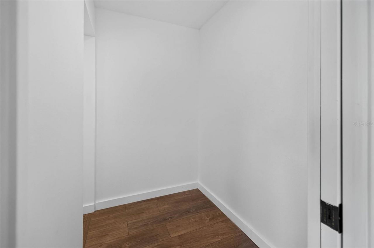 1300 Pleasant Way S, Saint Petersburg, FL 33705 Photo