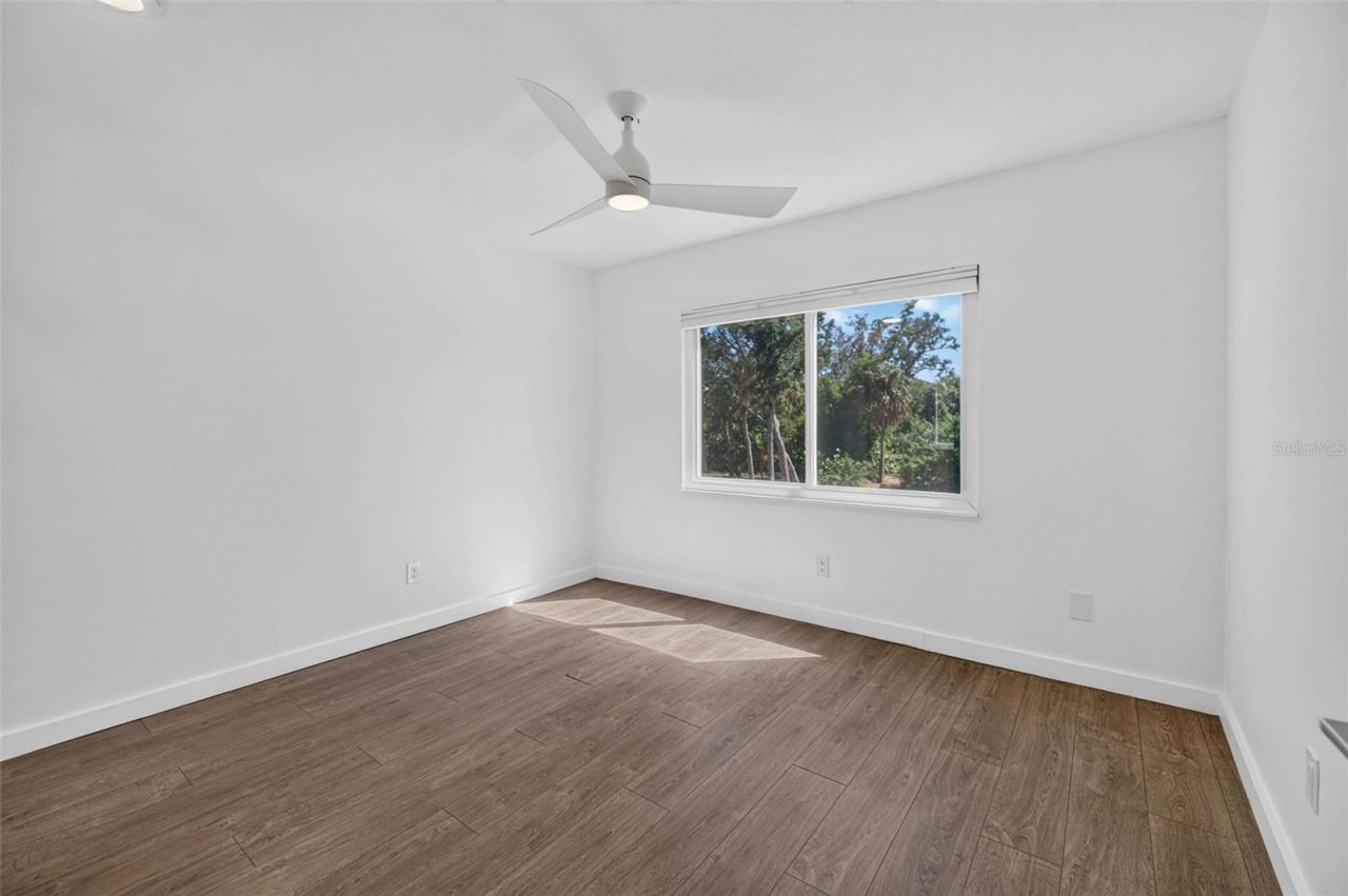 1300 Pleasant Way S, Saint Petersburg, FL 33705 Photo