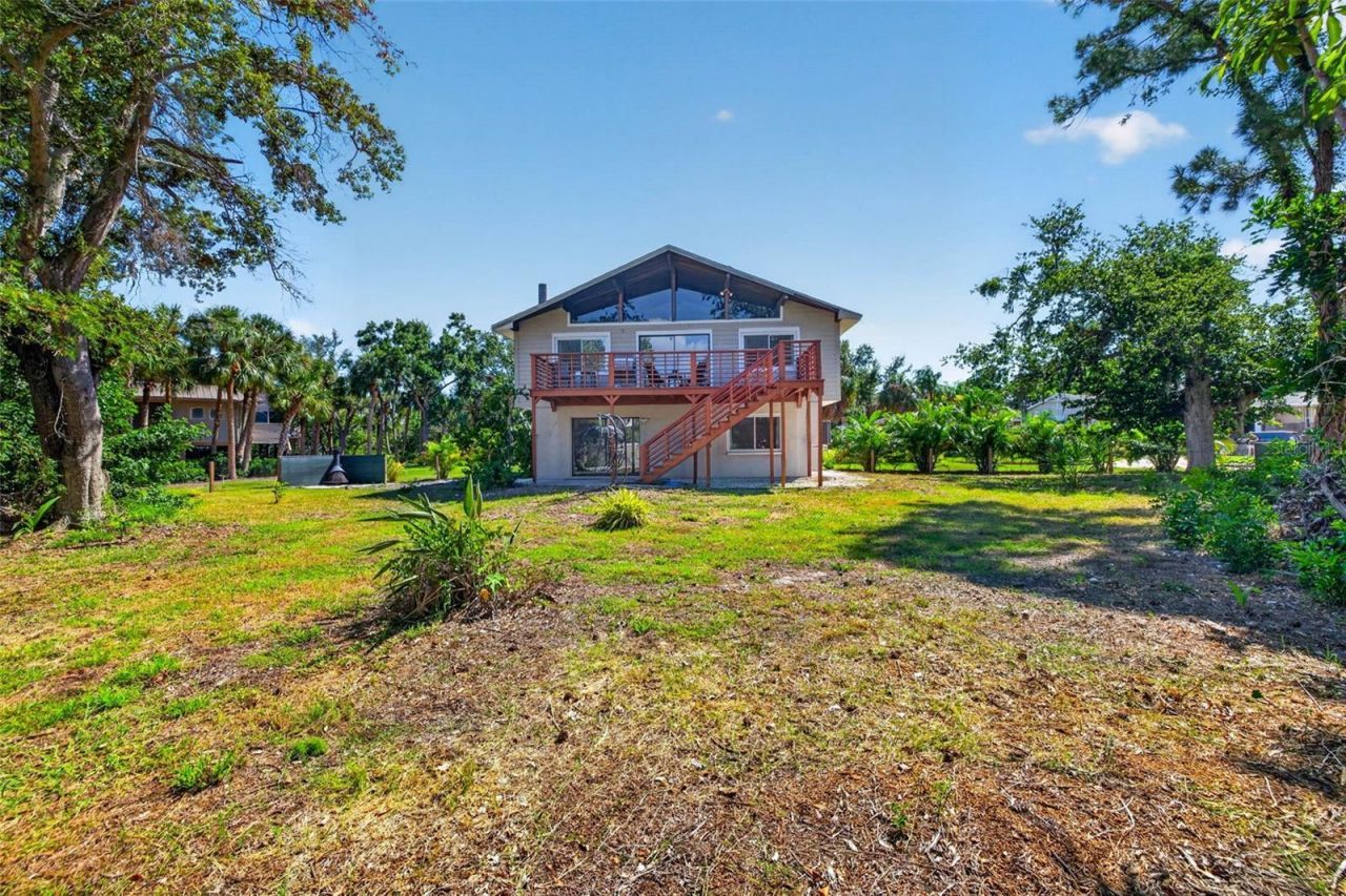 1300 Pleasant Way S, Saint Petersburg, FL 33705 Photo