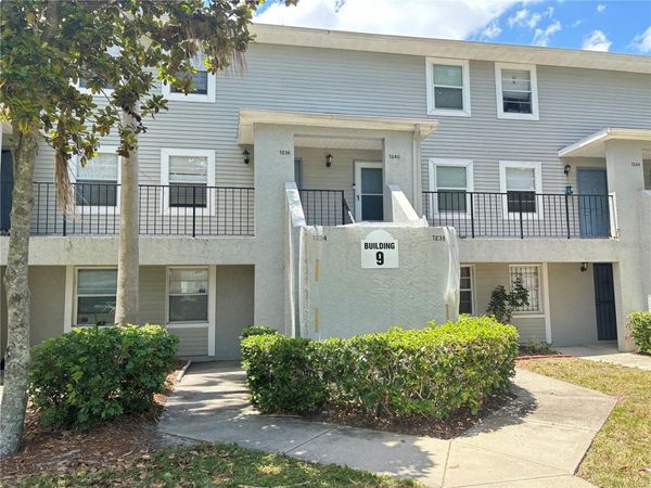 7234 E BANK DRIVE , Unit 7234, TAMPA, FL 33617