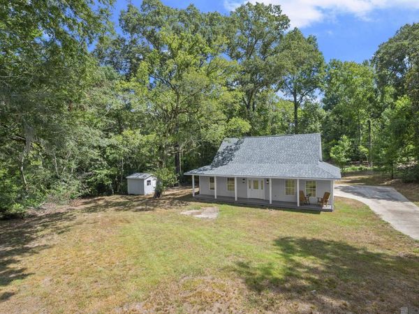 8998 Island Rd, St Francisville, LA 70775