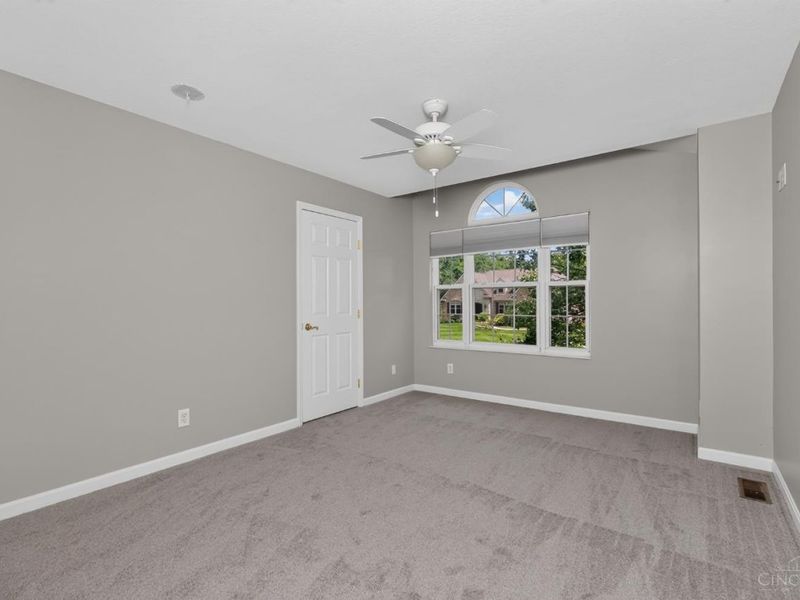 5593 Eden Ridge Drive, Green Township, OH 45247 Photo 18