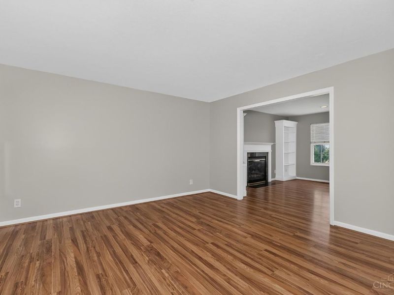 5593 Eden Ridge Drive, Green Township, OH 45247 Photo 8