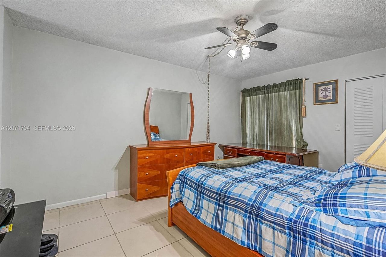 14963 SW 74th Ter , Miami, FL 33193 Photo