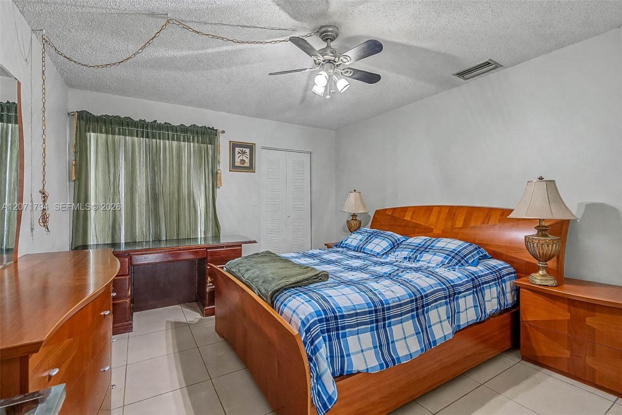 14963 SW 74th Ter , Miami, FL 33193 Photo