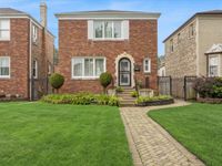 8121 S Fairfield Avenue, Chicago, IL 60652 primary photo