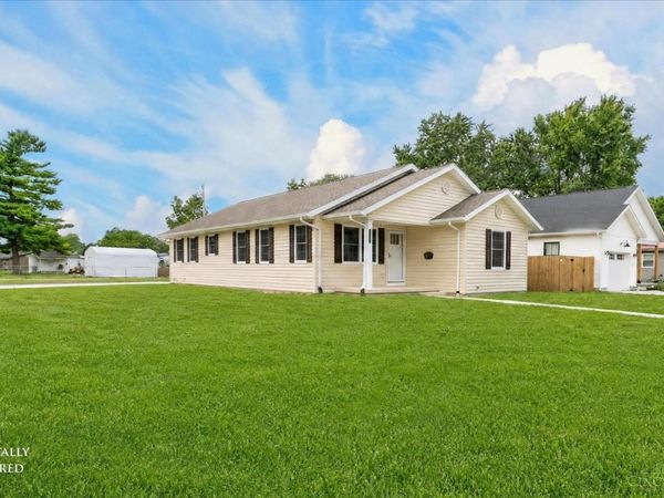1104 E Paint Street, Washington Court Hous, OH 43160
