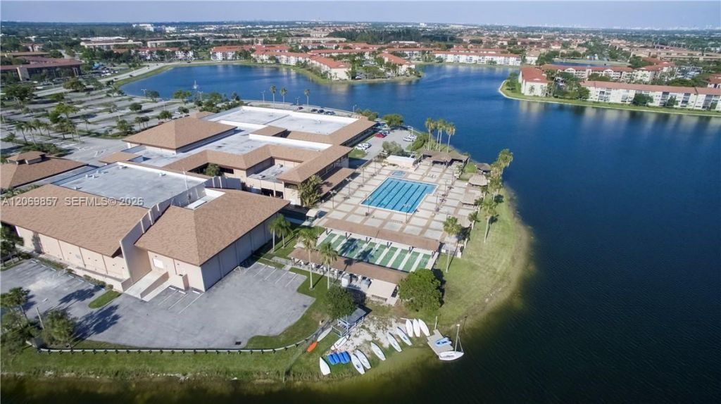 12750 SW 15th St , Unit 204D, Pembroke Pines, FL 33027 Photo