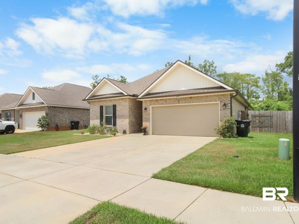 23697 Lampkin Dr, Robertsdale, AL 36567