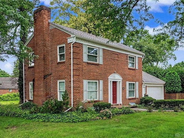 100 Greendale Drive, Kettering, OH 45429