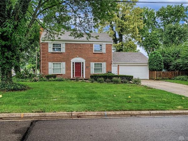 100 Greendale Drive, Kettering, OH 45429