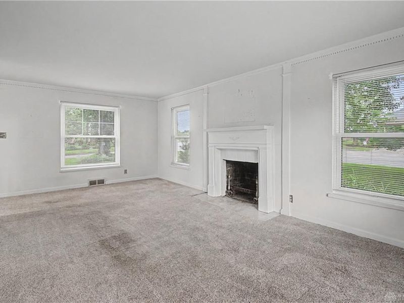 100 Greendale Drive, Kettering, OH 45429 Photo 10