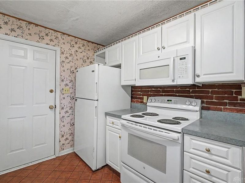 100 Greendale Drive, Kettering, OH 45429 Photo 20