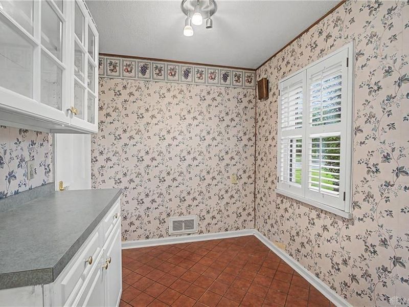 100 Greendale Drive, Kettering, OH 45429 Photo 21
