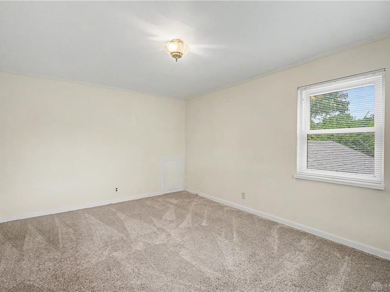 100 Greendale Drive, Kettering, OH 45429 Photo 26