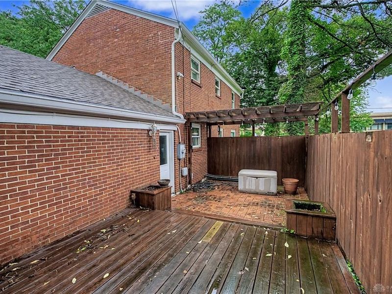 100 Greendale Drive, Kettering, OH 45429 Photo 45