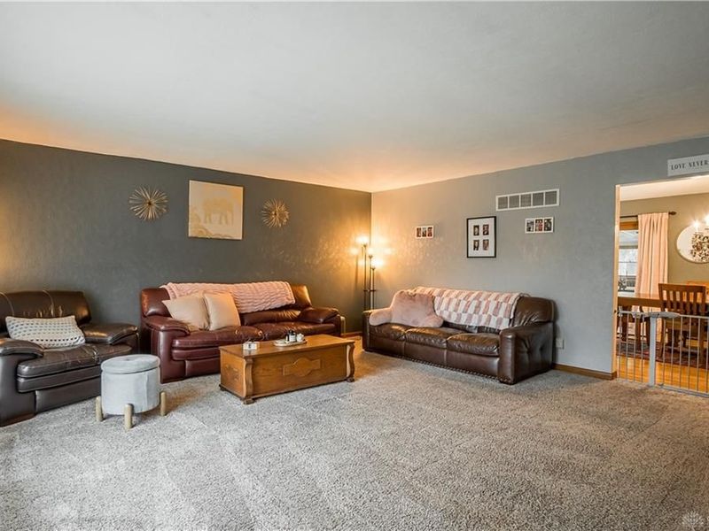 2165 Brookridge Drive, Beavercreek, OH 45431 Photo 3
