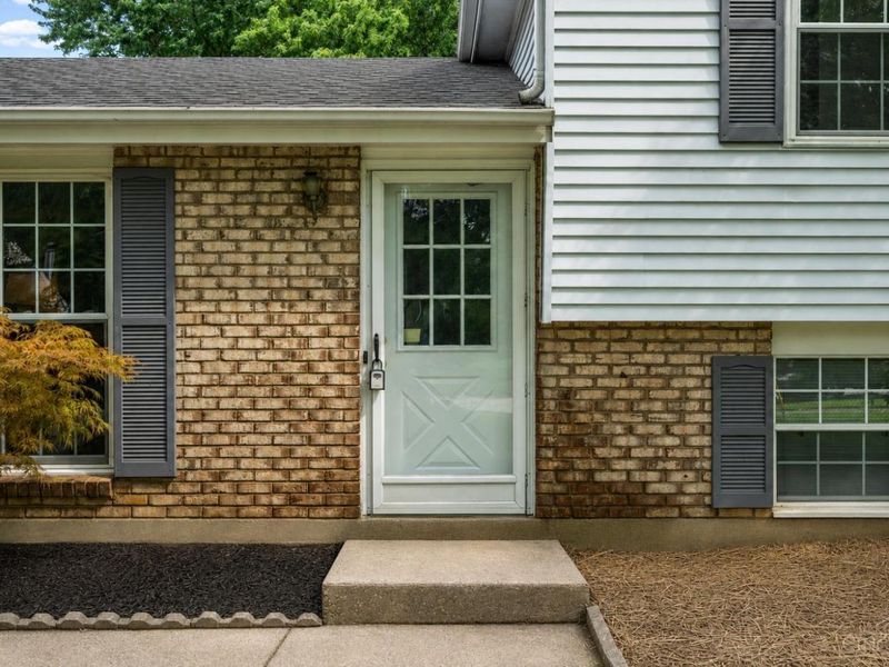 675 Woodgate Road, Union Township, OH 45244 Photo 4