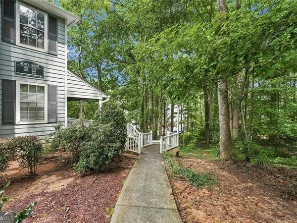 4081 Riverlook Parkway SE, Unit 207, Marietta, GA 30067
