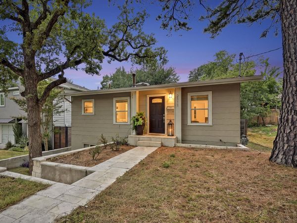 2111 W 12TH ST, Austin, TX 78703