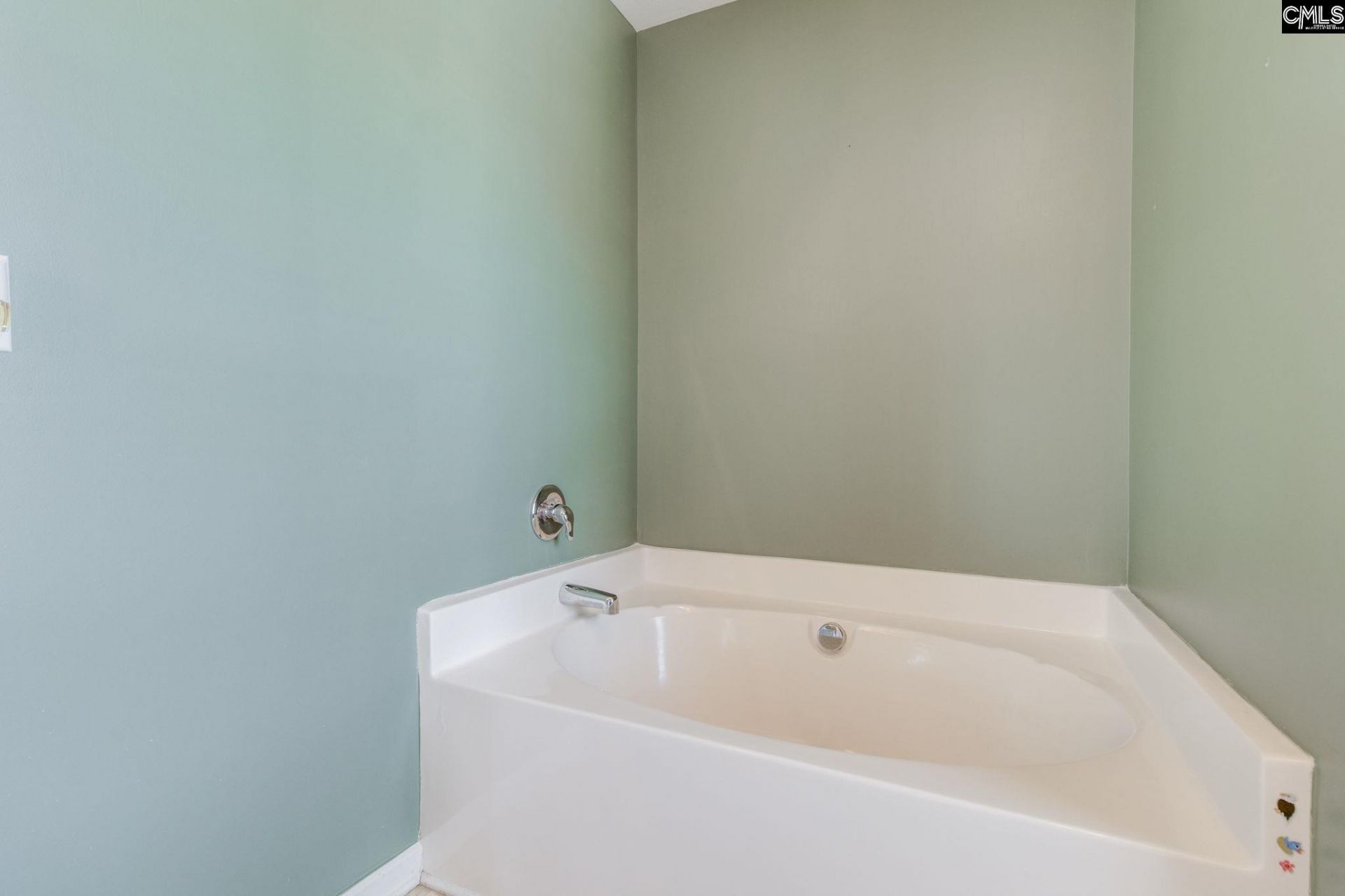 928 Northern Dancer Lane  Photo 17