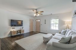 928 Northern Dancer Lane  photo 4