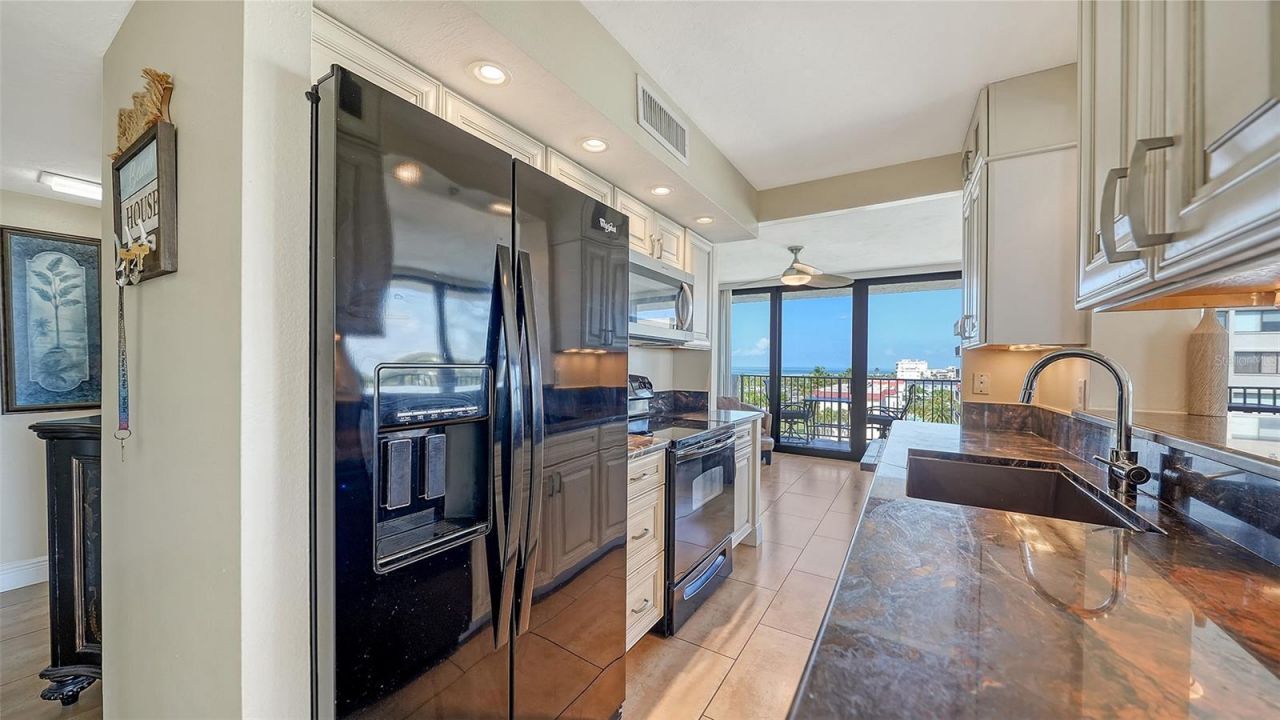 1055 Beach Road , Unit B602, Sarasota, FL 34242 Photo