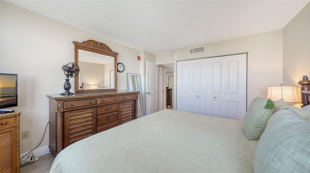 1055 Beach Road , Unit B602, Sarasota, FL 34242 Photo