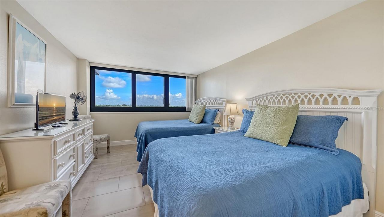 1055 Beach Road , Unit B602, Sarasota, FL 34242 Photo