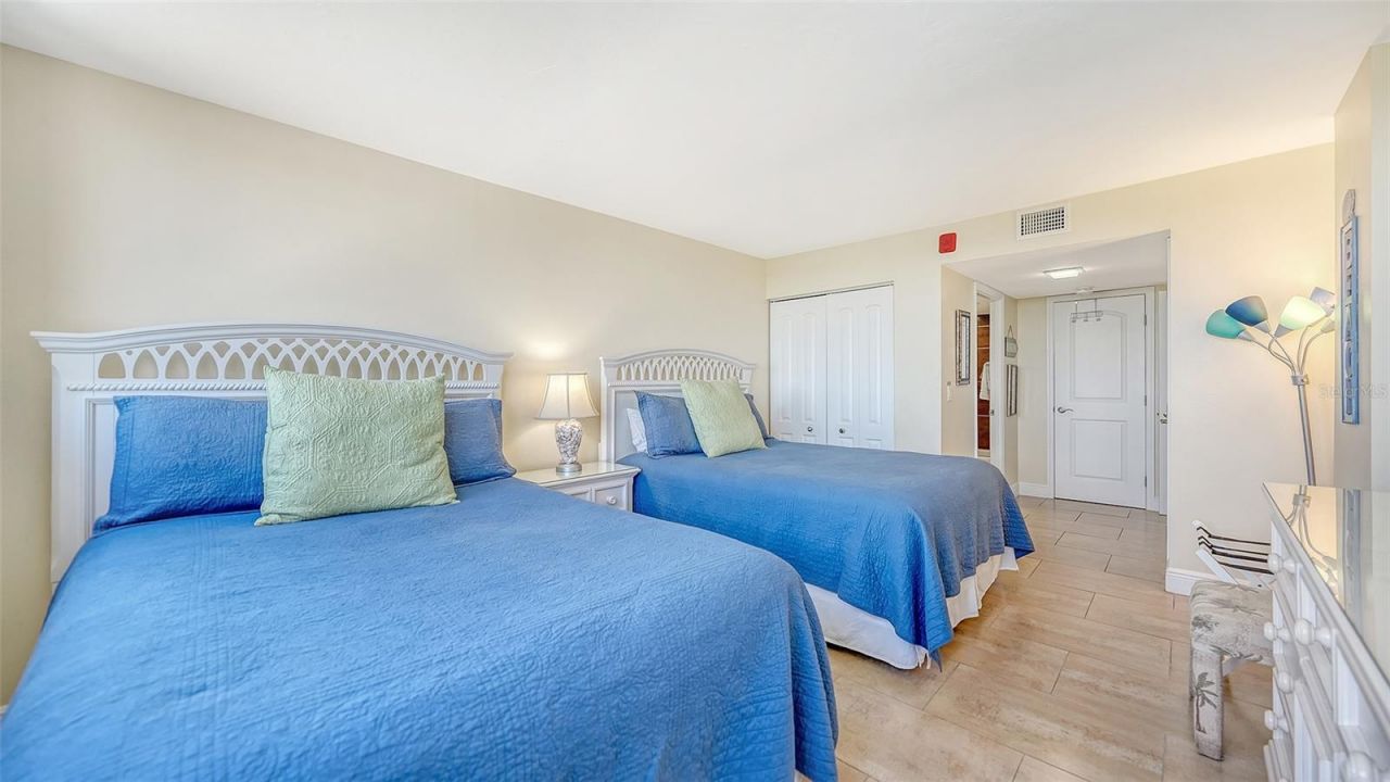 1055 Beach Road , Unit B602, Sarasota, FL 34242 Photo