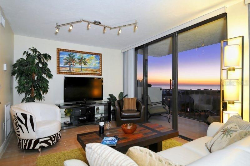1055 Beach Road , Unit B602, Sarasota, FL 34242 Photo