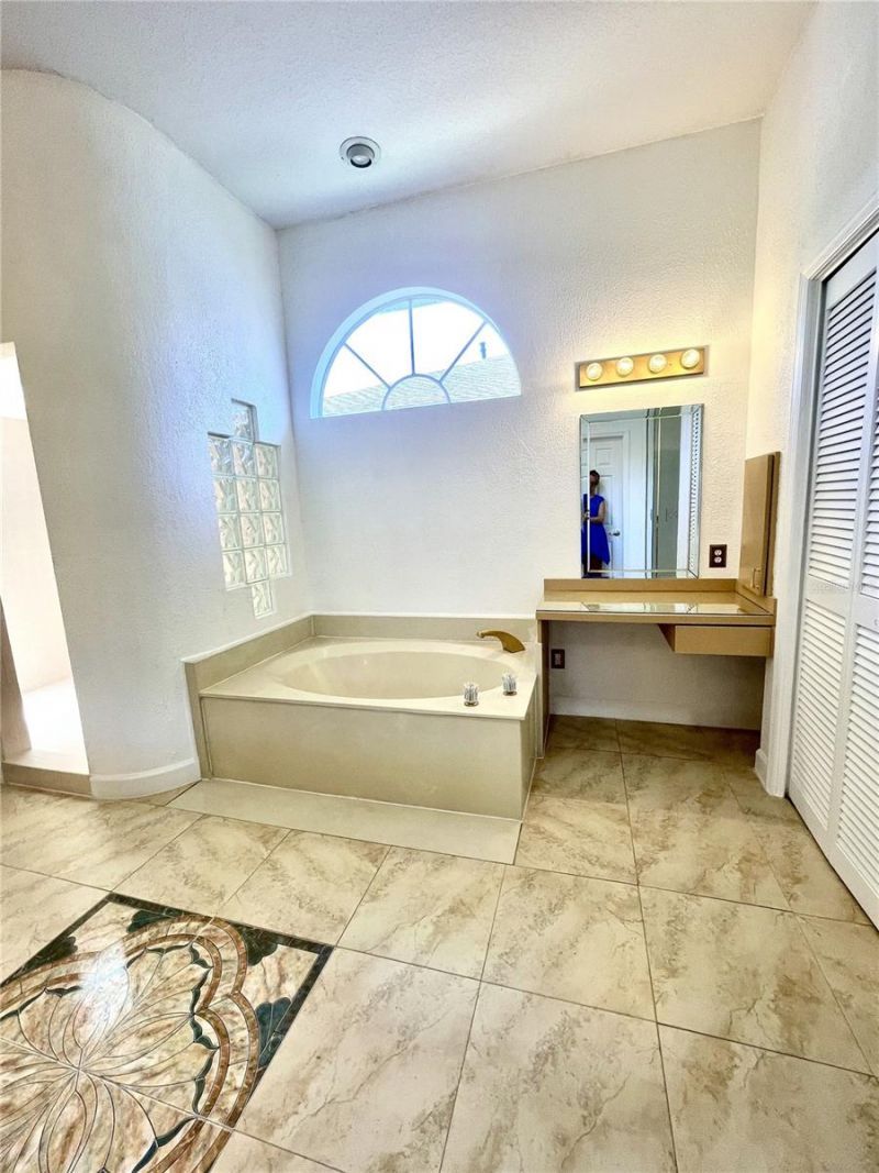 7116 Pebble Beach Lane, Seminole, FL 33777 Photo