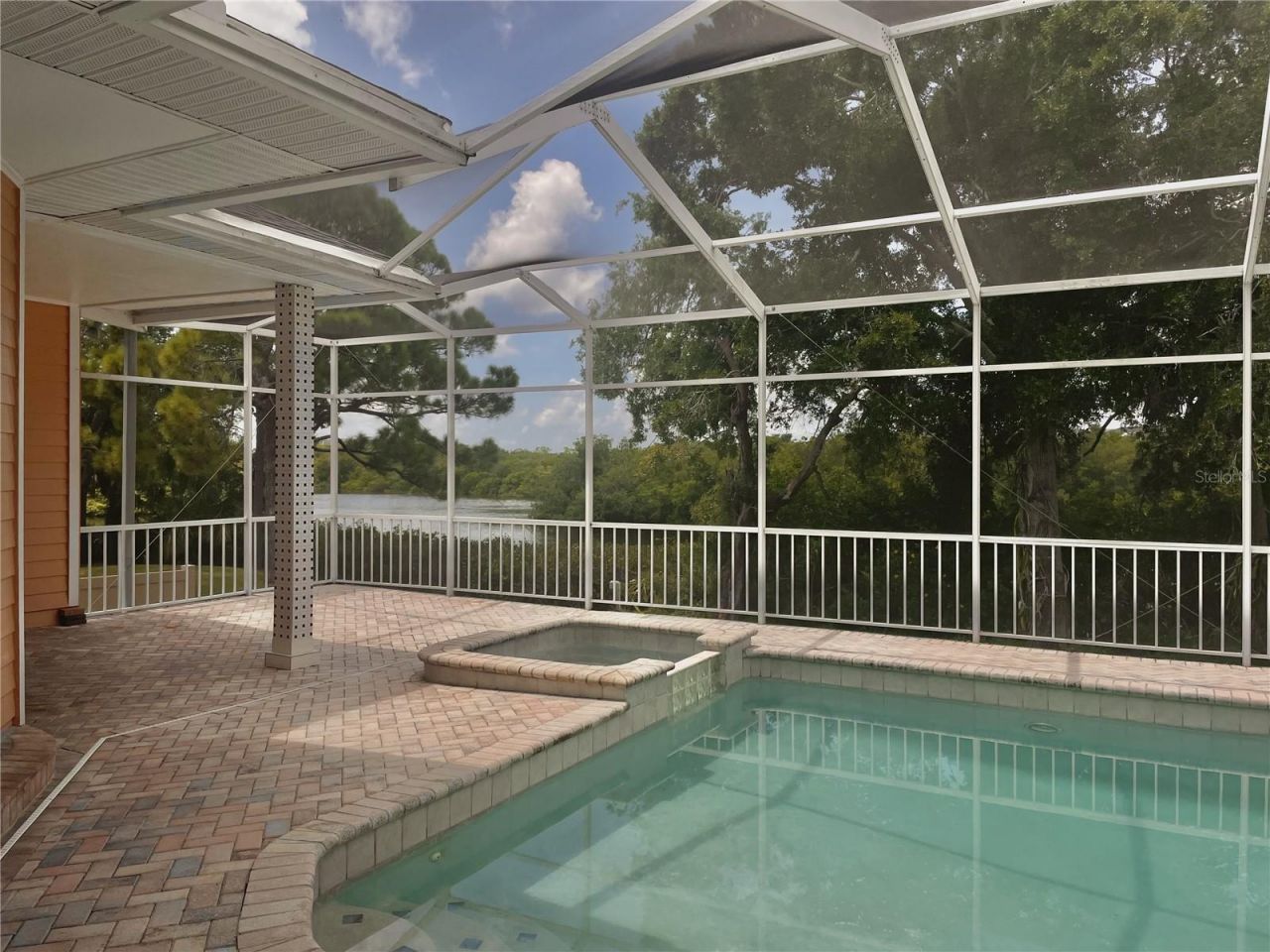 7116 Pebble Beach Lane, Seminole, FL 33777 Photo
