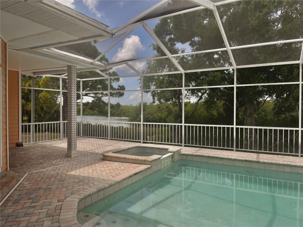 7116 Pebble Beach Lane, Seminole, FL 33777 Photo