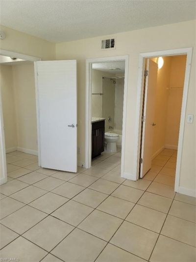 190 Santa Clara Dr, Unit 190-4, Naples, FL 34104 Photo