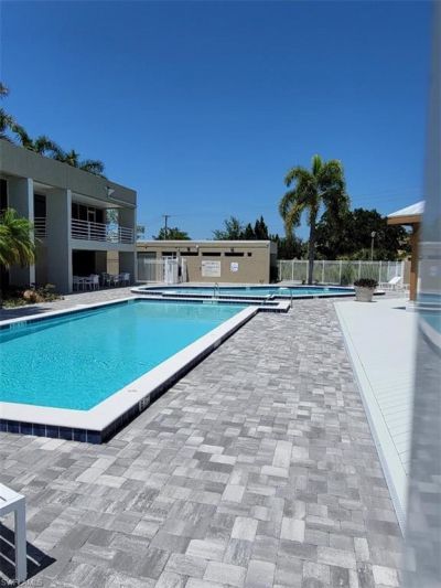 190 Santa Clara Dr, Unit 190-4, Naples, FL 34104 Photo